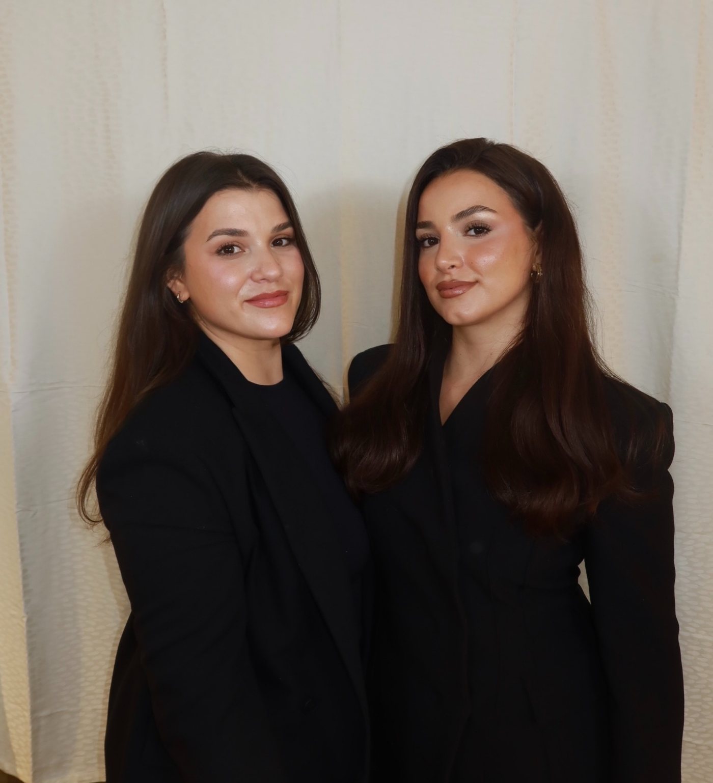 Die Schwestern von Aesthetics by Sisters